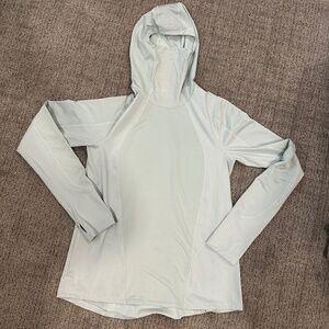 Women’s under armour cold gear long sleeve running top size large